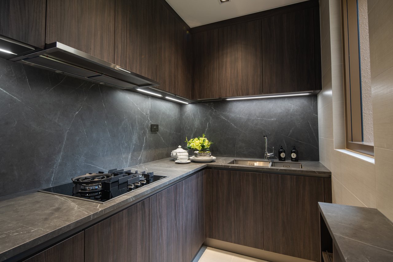 Show suite kitchen